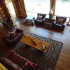 Отель No.7 Gorgeous Shasta Pines Log ! New Spa! 5 Bedroom Home, фото 2