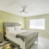 Отель Fieldstone Dr Home, фото 3