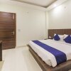 Отель OYO 24076 SilverKey Dwarka Sector 9 Metro, фото 6
