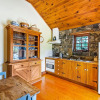 Отель Breakfast Creek Cottage - Central bluestone cottage, фото 8