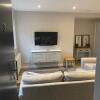 Отель THE ESK - Modern 1 bedroom apartment in centre of Melrose., фото 6