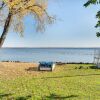 Отель Lakefront Edgerton Cottage w/ Deck & Grill!, фото 18
