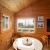 Отель Pine Beach 2 Bedroom Cottage, фото 8