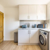 Отель The Finchley Bolthole - Delightful 2bdr Flat, фото 6