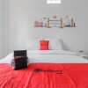Отель RedDoorz Plus near Taman Rasuna Menteng, фото 4
