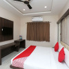 Отель OYO 15861 Hotel Shivganga Comfort Zone, фото 18