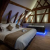 Отель SERENITY Colmar - Gîtes de Prestige 4 et 5 étoiles - 2, 4 et 6 personnes- Centre Historique, фото 12