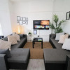 Отель Free Local Parking - Fast WiFi - Sleeps 10 Guests by PROPERTY PROMISE, фото 12