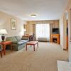 Отель Holiday Inn Express & Suites Howell, an IHG Hotel, фото 24