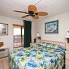 Отель Beachers Lodge Oceanfront Suites, фото 28