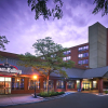 Отель Waterfront Hotel Downtown Burlington, фото 1