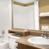 Отель Days Inn Estevan, фото 9