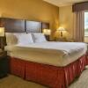 Отель Holiday Inn Express & Suites Houston South near Pearland, an IHG Hotel, фото 4