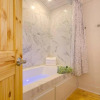Отель Downtown Fairhope Cottage, фото 8