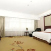 Отель Vienna Classic Hotel (Haining Yancang), фото 4