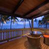 Отель DoubleTree Resort by Hilton Hotel Fiji - Sonaisali Island, фото 22