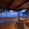 Отель DoubleTree Resort by Hilton Hotel Fiji - Sonaisali Island, фото 25