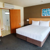 Отель JetPark Hotel Hamilton Airport, фото 4