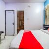 Отель OYO 14993 Rp Palace, фото 7