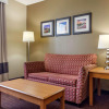 Отель Comfort Suites Hanes Mall, фото 35