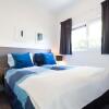 Отель Nice chalet with dishwasher, in a holiday park in the middle of De Veluwe, фото 38