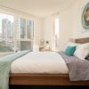 Отель Sunset Beach Walk 2BD+2BA+1PRK Yaletown, фото 6