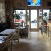 Отель Hôtel Les Chansonniers, фото 8