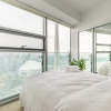 Отель Sky Home with Stunning View of Toronto and Lake Ontario, фото 5