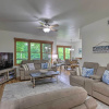 Отель Mountain Air Condo w/ View in Blue Ridge Mountains, фото 5
