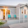 Отель Caliente Springs Resort, фото 1