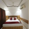 Отель SHAGUN ROOMS & BANQUET Surat, фото 17