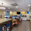 Отель Comfort Suites Raleigh Walnut Creek, фото 31