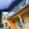 Отель House with 4 Bedrooms in Cilaos, with Wonderful Mountain View, Enclosed Garden And Wifi - 40 Km From в Килаосе