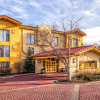 Отель La Quinta Inn by Wyndham Colorado Springs Garden of the Gods, фото 1