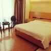 Отель GreenTree Inn Xining Jianguo Road Railway Station Express Hotel, фото 7