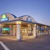 Отель Days Inn by Wyndham Lethbridge, фото 1