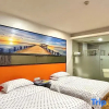 Отель 18 Boutique Hotel (Zhangzhou Qiloucheng Ligang Commercial Street), фото 3