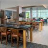 Отель Holiday Inn Express and Suites North Brunswick, an IHG Hotel, фото 11