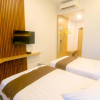 Отель Front One Hotel Purwodadi, фото 3
