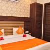 Отель OYO Rooms Hotel lane 2, фото 8
