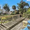 Отель Coconut Cottage - Two Bedroom Home, фото 18