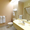 Отель Lakeview Inn & Suites, фото 5