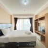 Отель Sunnyside Studio Room at Apartment Gateway Pasteur near Exit Toll Pasteur, фото 1