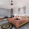 Отель Villa Jemma Luxury Indulgence - Close To Finns Beach Club, фото 2