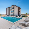 Отель Deluxe Villa Laura With Pool Studio 1b, фото 11