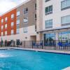 Отель Holiday Inn Express & Suites Tampa East - Ybor City, an IHG Hotel, фото 9