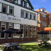 Отель Wards Hotel, фото 1