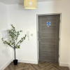 Отель Birmingham City -No Deposit Required- Free Parking, фото 2