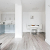 Отель Contemporary Two Bedroom Duplex - Secluded Residence with Parking in a Prime Central Location, фото 15