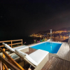 Отель Luxury Villa Vittoria- Villa With Garden Swimming Pool and Jacuzzi Overlooking the sea, фото 15